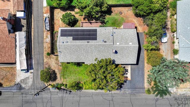1333 Wesley Ln, Auburn, CA 95603