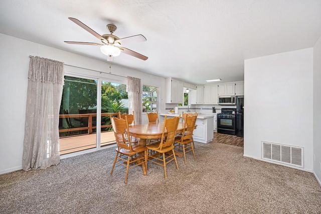 1333 Wesley Ln, Auburn, CA 95603