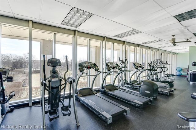 1300 E Lafayette 604, Detroit, MI 48207