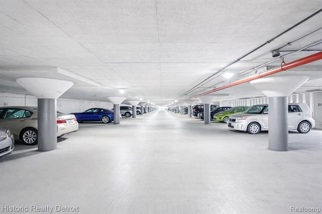 1300 E Lafayette 604, Detroit, MI 48207