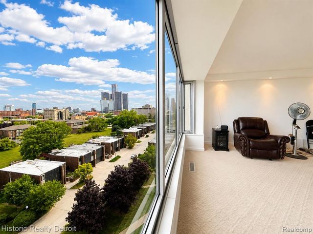 1300 E Lafayette 604, Detroit, MI 48207