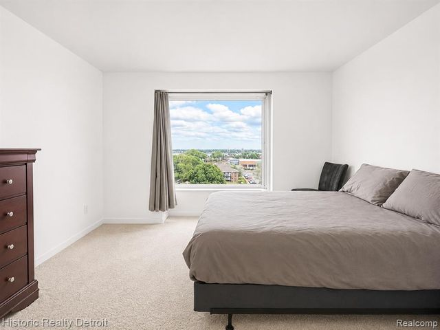 1300 E Lafayette 604, Detroit, MI 48207