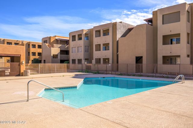 1810 E Blacklidge Dr Apt 322, Tucson, AZ 85719