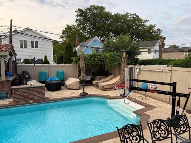 157-35 19th Avenue, Whitestone, NY 11357