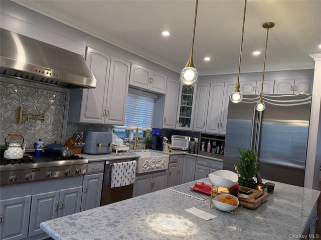 157-35 19th Avenue, Whitestone, NY 11357