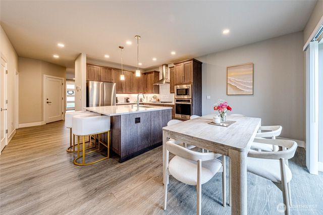 22827 20th Place W, Bothell, WA 98021