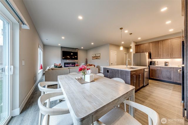 22827 20th Place W, Bothell, WA 98021