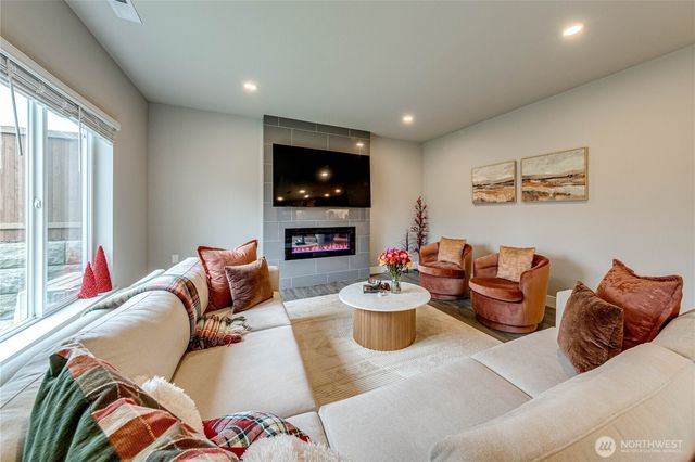 22827 20th Place W, Bothell, WA 98021