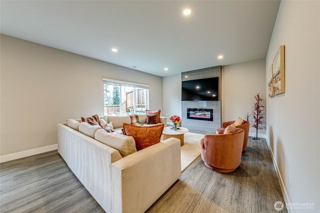 22827 20th Place W, Bothell, WA 98021