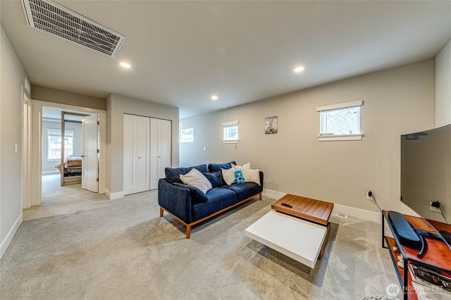 22827 20th Place W, Bothell, WA 98021