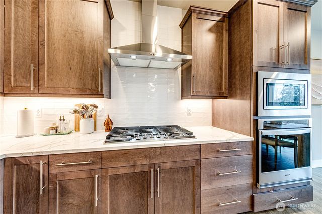 22827 20th Place W, Bothell, WA 98021