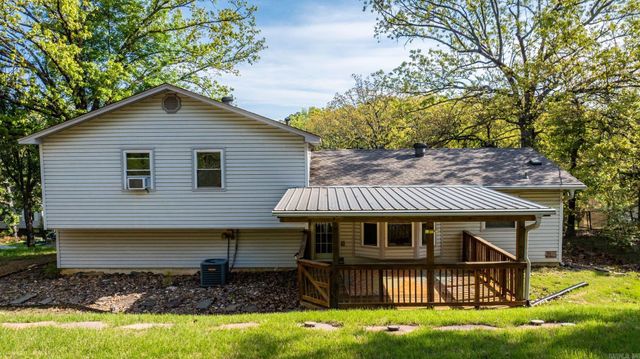 10 Rio Grande Forest Drive, Little Rock, AR 72212