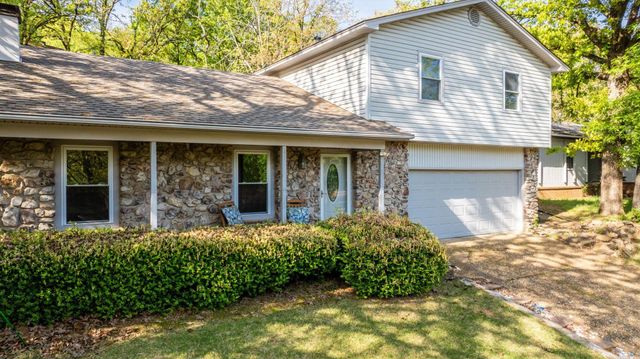 10 Rio Grande Forest Drive, Little Rock, AR 72212