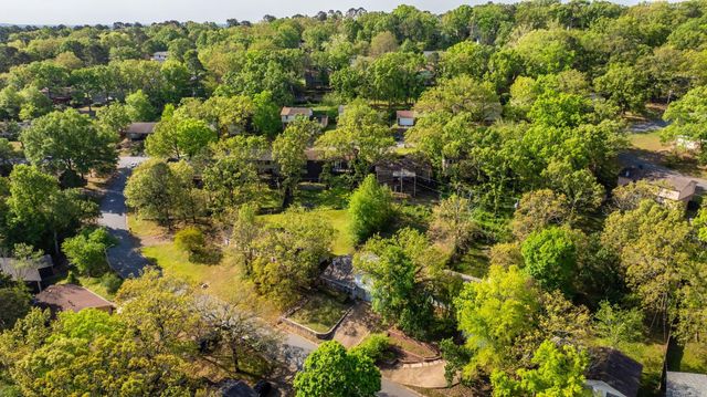 10 Rio Grande Forest Drive, Little Rock, AR 72212