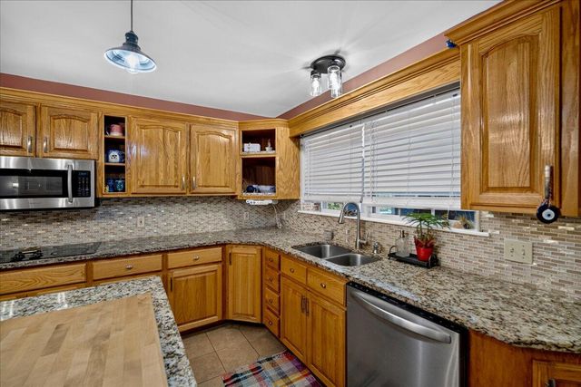 822 Highway 61, Ridgeville, SC 29472