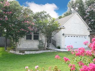 1038 Cashew LN, Cedar Park, TX 78613