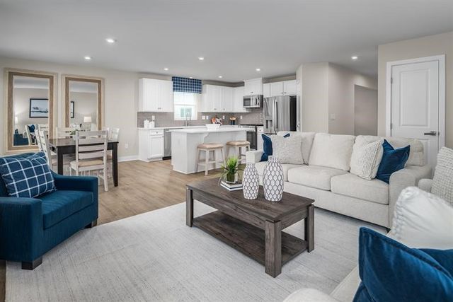 114 Southfield Drive, North Fayette, PA 15071