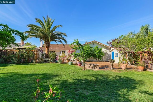 4151 Storey Lane, Concord, CA 94518