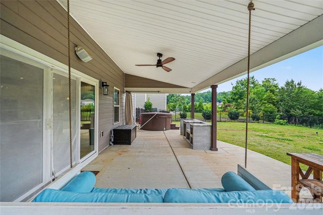 134 Tetcott Street, Mooresville, NC 28115