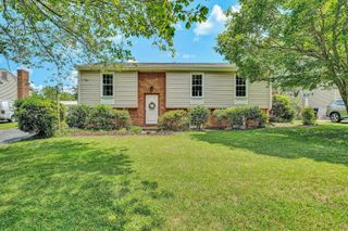3582 Berryhill DR, Roanoke, VA 24018