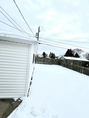 1531 Bryn Mawr AVENUE, Mount Pleasant, WI 53403