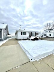 1531 Bryn Mawr AVENUE, Mount Pleasant, WI 53403