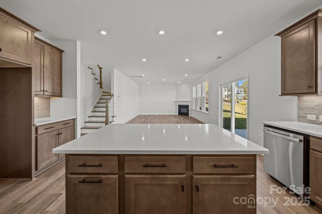 107 Nighthawk Trail, Mooresville, NC 28115