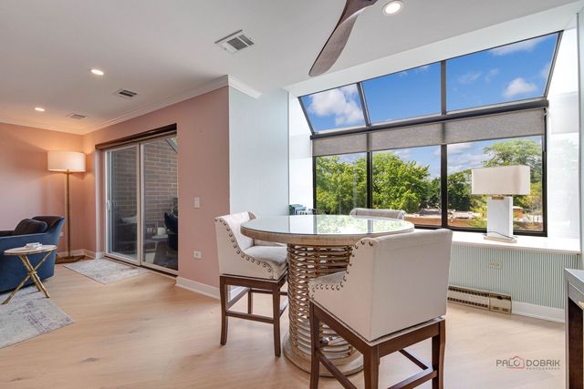 2200 Bouterse Street 407, Park Ridge, IL 60068