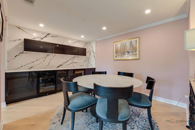 2200 Bouterse Street 407, Park Ridge, IL 60068