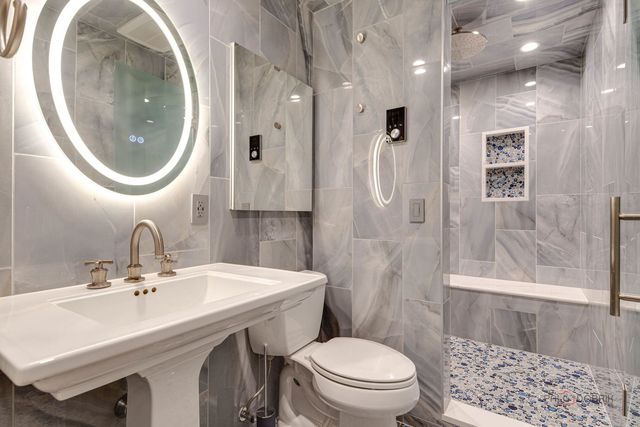 2200 Bouterse Street 407, Park Ridge, IL 60068