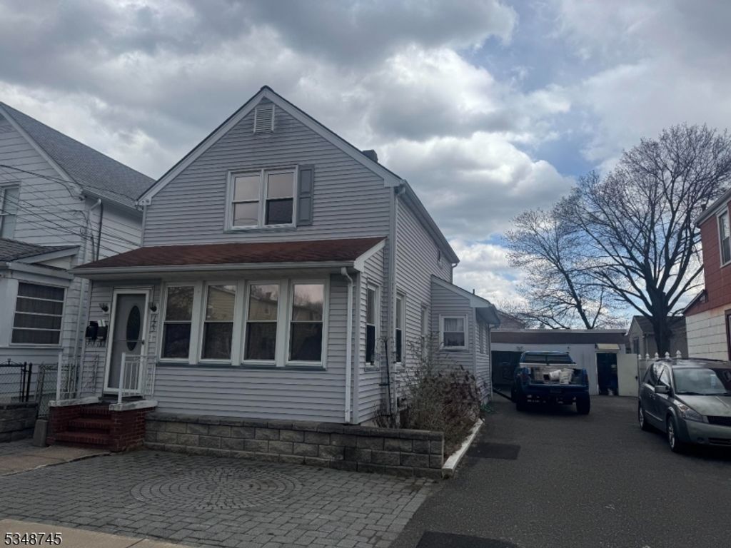 125 Passaic Ave, Hawthorne Boro, NJ 07506