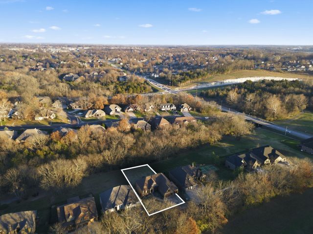 5350 S Parklane Avenue, Springfield, MO 65810