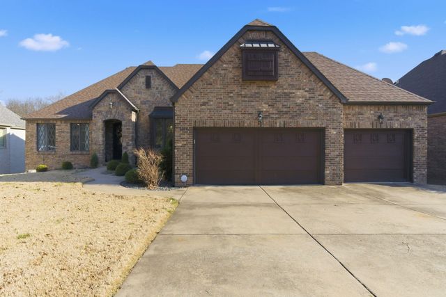 5350 S Parklane Avenue, Springfield, MO 65810