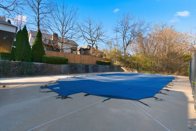 5350 S Parklane Avenue, Springfield, MO 65810