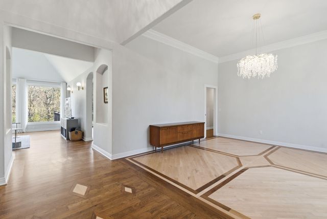 5350 S Parklane Avenue, Springfield, MO 65810