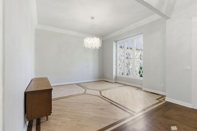 5350 S Parklane Avenue, Springfield, MO 65810