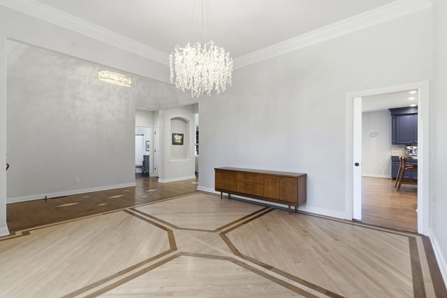 5350 S Parklane Avenue, Springfield, MO 65810