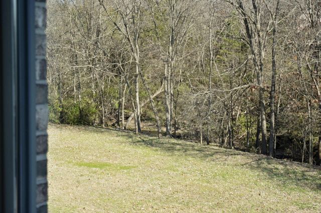 5350 S Parklane Avenue, Springfield, MO 65810