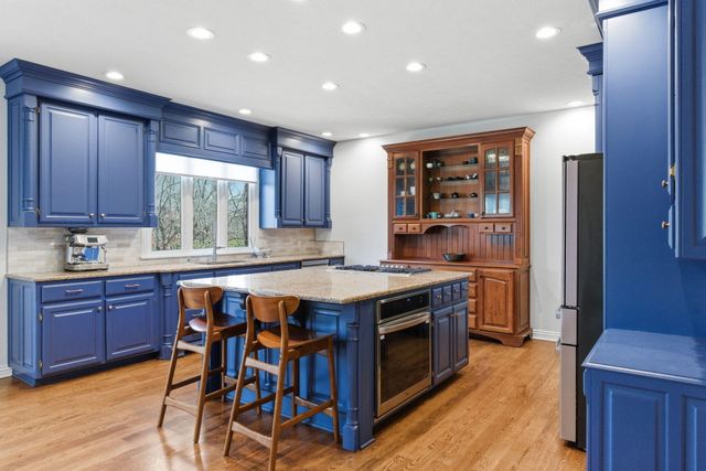 5350 S Parklane Avenue, Springfield, MO 65810