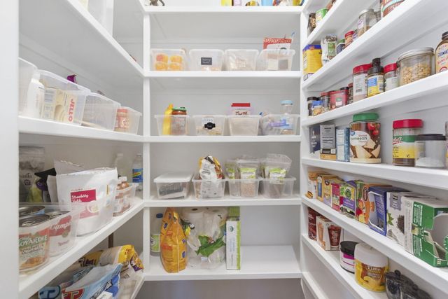 5350 S Parklane Avenue, Springfield, MO 65810