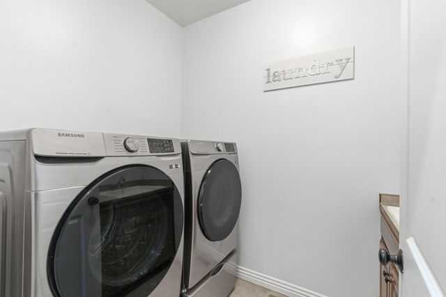 5350 S Parklane Avenue, Springfield, MO 65810