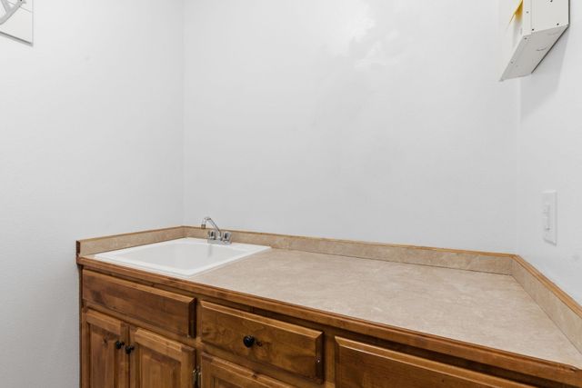 5350 S Parklane Avenue, Springfield, MO 65810