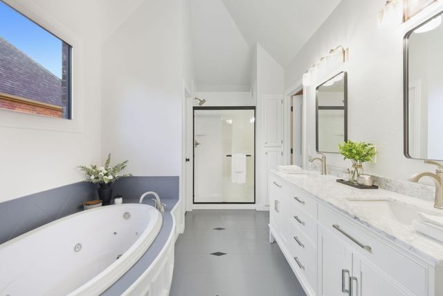 5350 S Parklane Avenue, Springfield, MO 65810