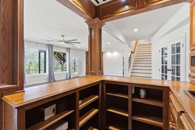 5350 S Parklane Avenue, Springfield, MO 65810