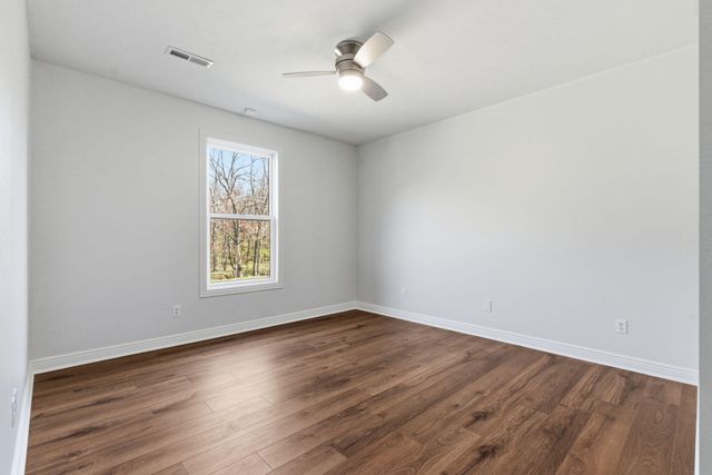 5350 S Parklane Avenue, Springfield, MO 65810