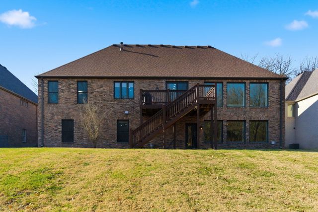 5350 S Parklane Avenue, Springfield, MO 65810