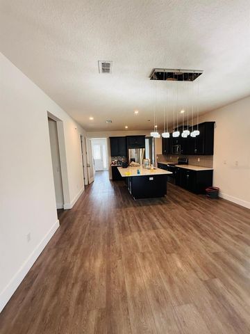 2290 AVIAN LOOP, Kissimmee, FL 34741