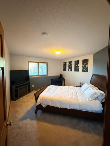 1206 Riverview Court, Sauk Rapids, MN 56379