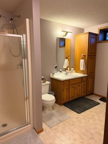 1206 Riverview Court, Sauk Rapids, MN 56379
