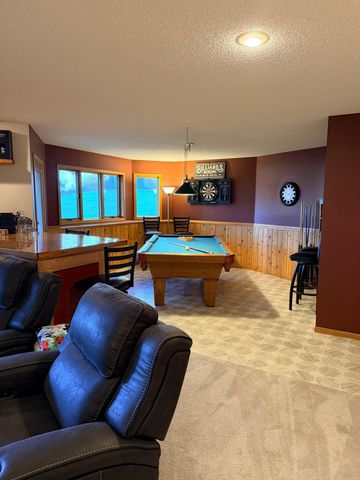 1206 Riverview Court, Sauk Rapids, MN 56379